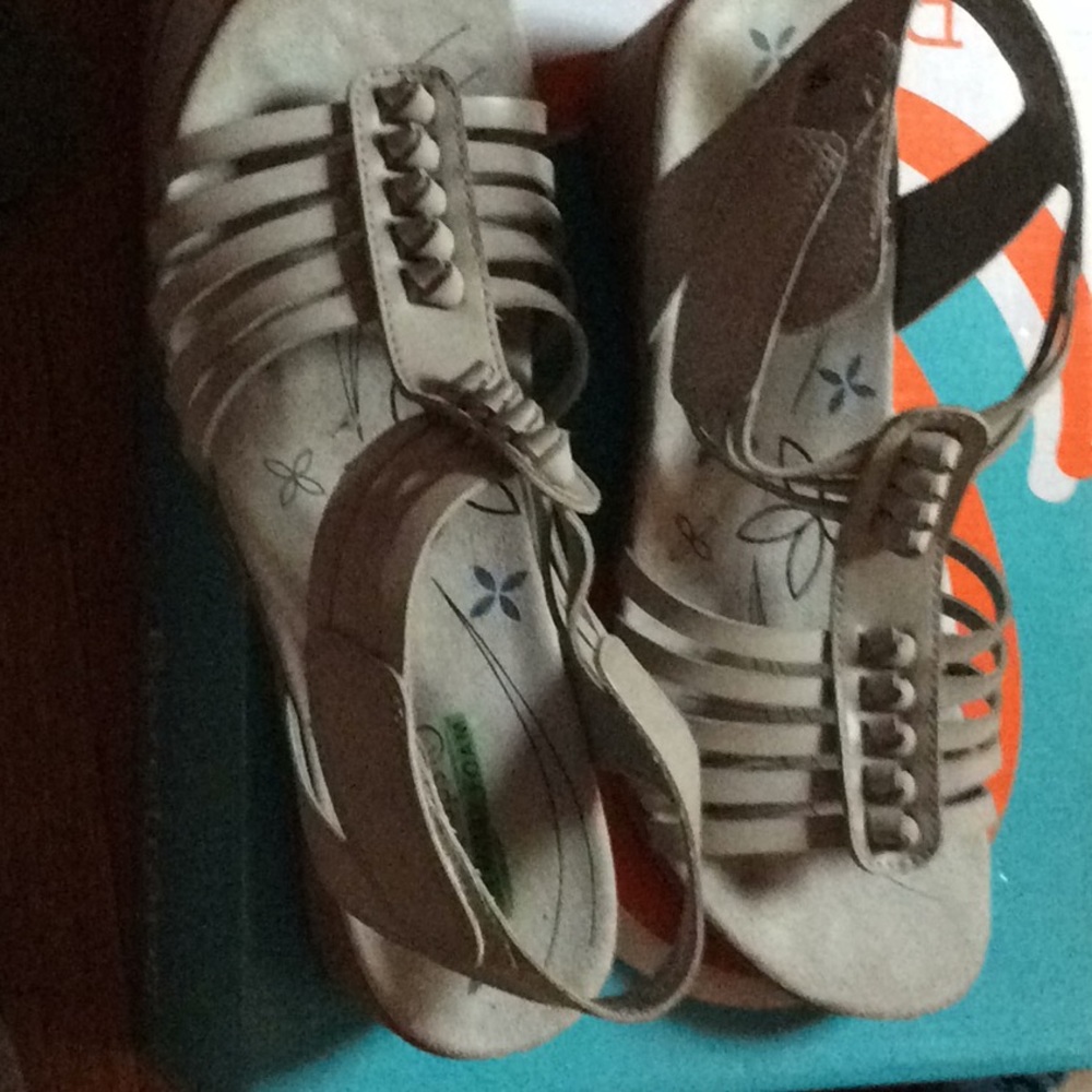 Baretraps Sandals